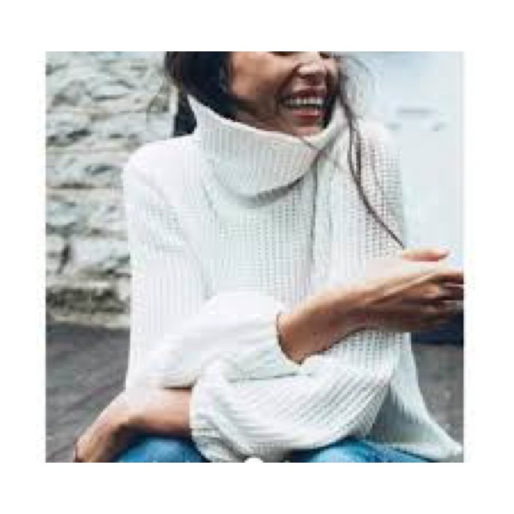 Faherty Waffle Knit Pullover - image 2